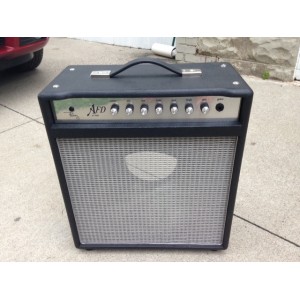 AFD 10W in combo cab